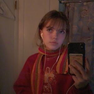 Meet your Posher, Ella